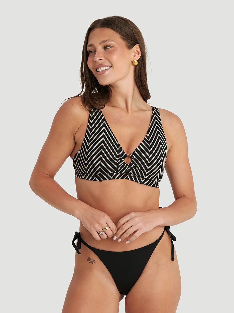 Maude porte la taille S | Maude is wearing size S