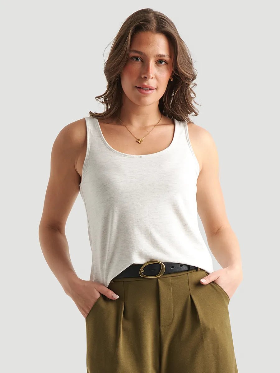 Maude porte la taille S | Maude is wearing size S