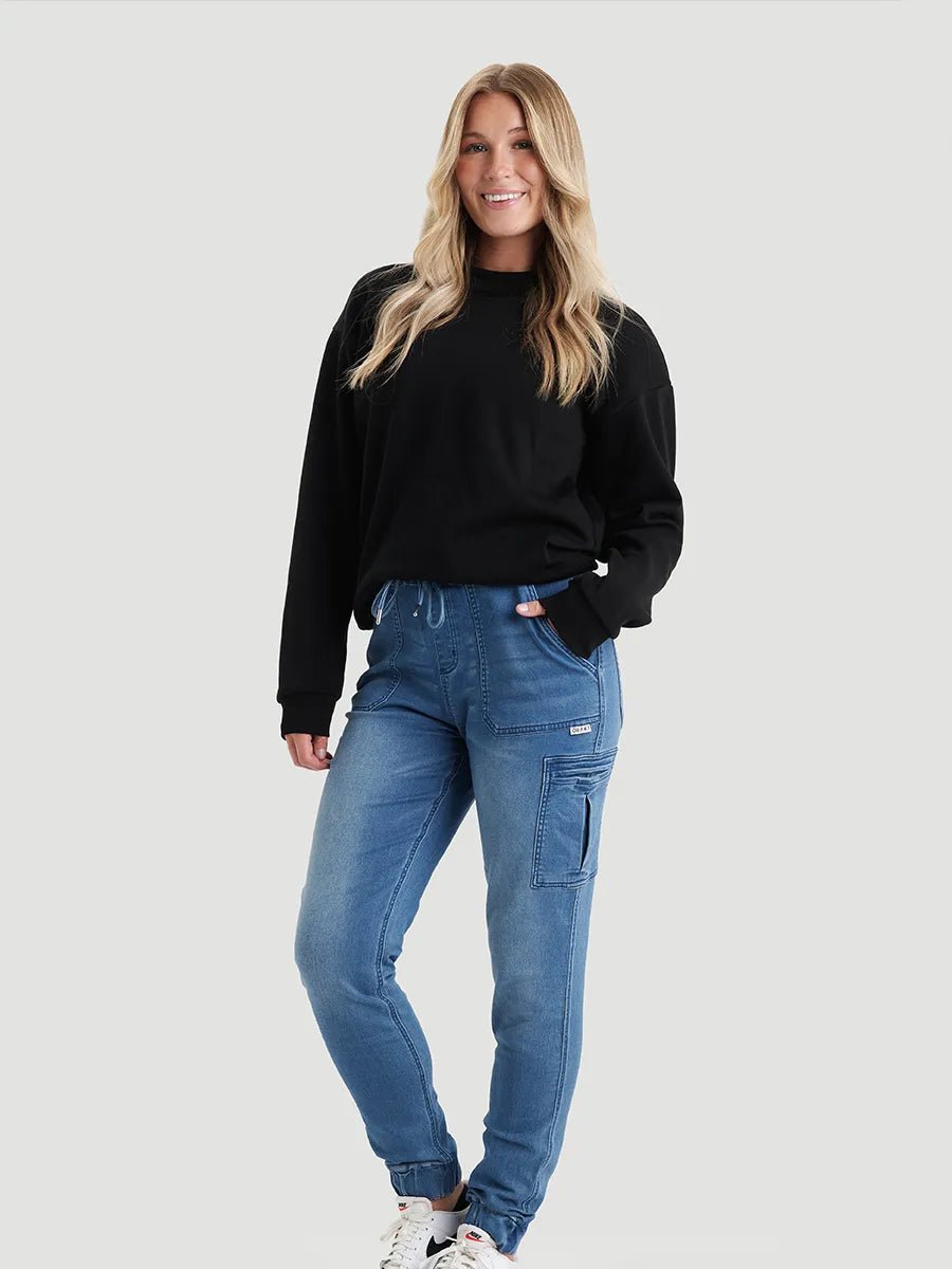 Virginie porte la taille S | Virginie is wearing size S
