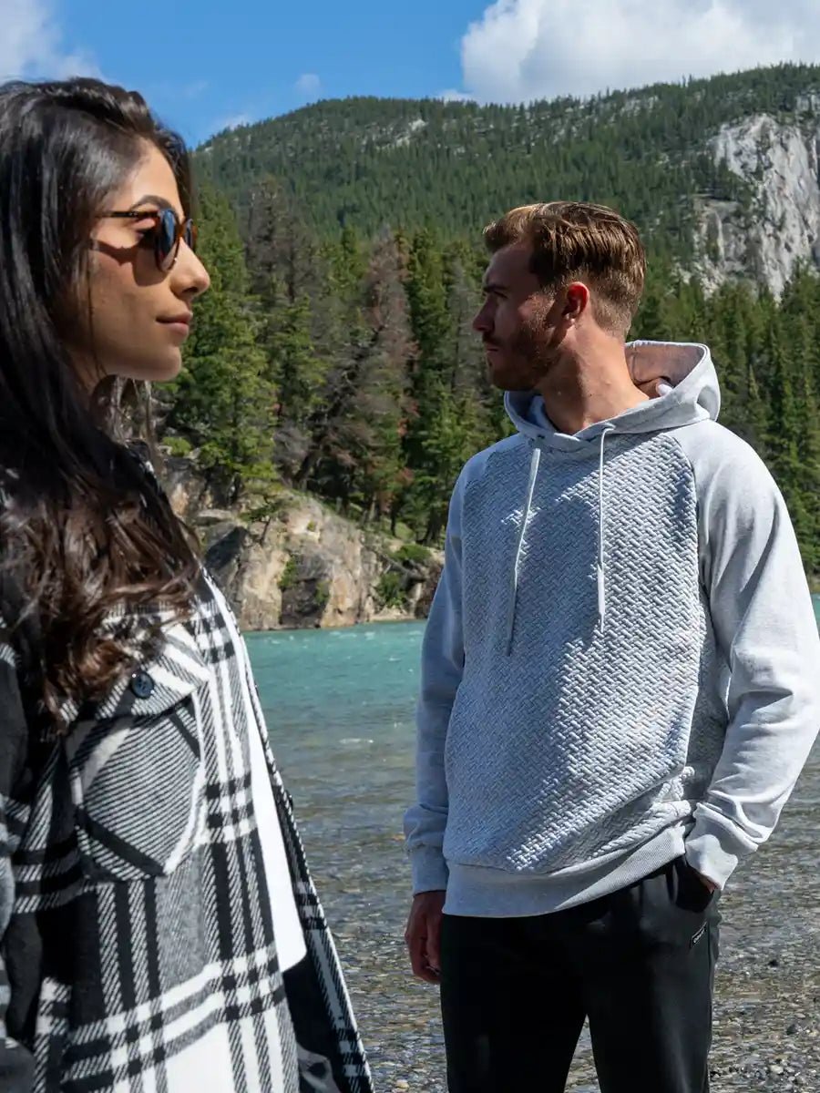 Chandail à capuchon à texture mixte pour homme - Gris pâle chiné