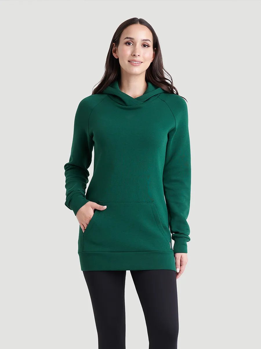 Le modèle porte la taille S | The model is wearing size S