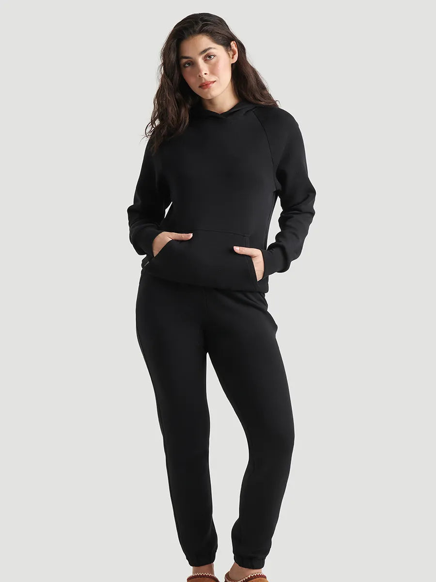 Oceanne porte la taille S | Oceanne is wearing size S