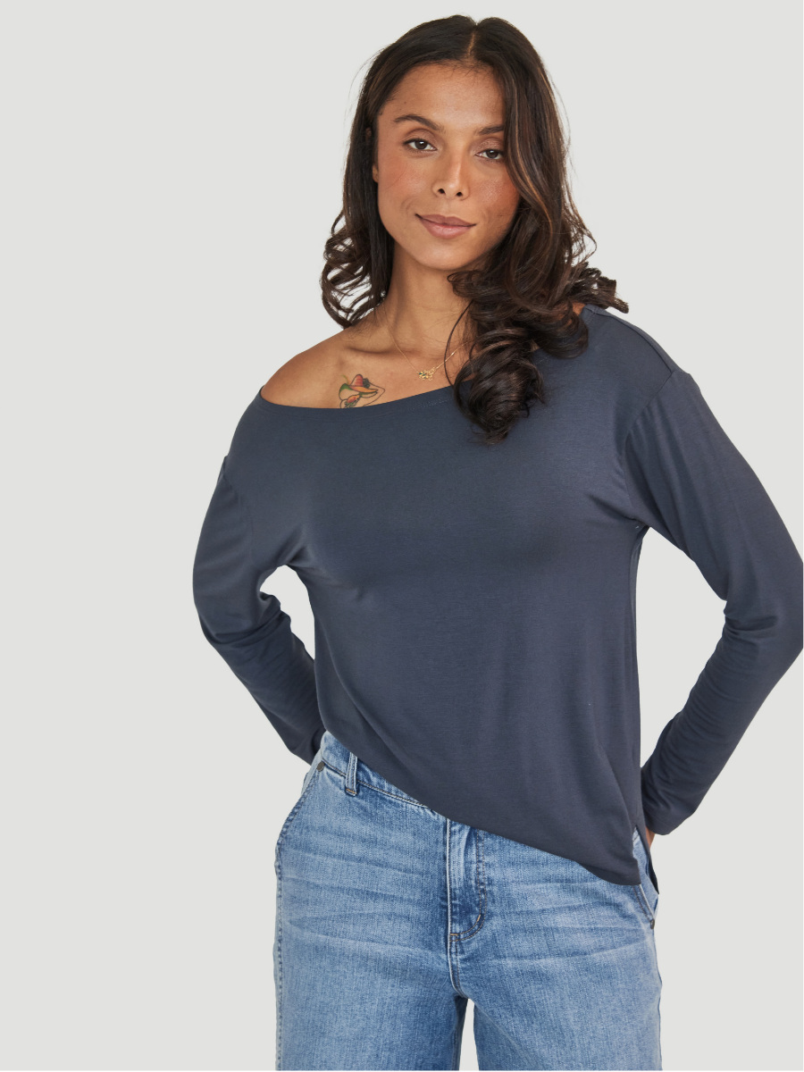 Camille porte la taille S | Camille is wearing size S