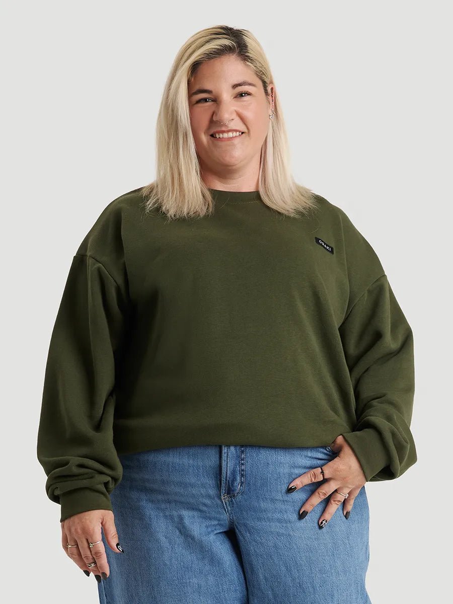 Karine porte la taille L/XL | Karine is wearing size L/XL