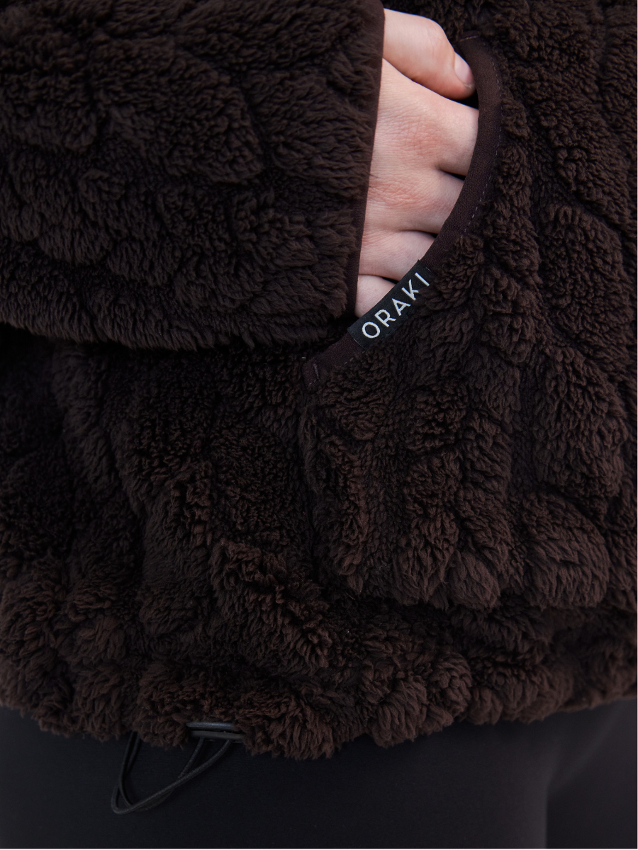 chandail-demi-zip-plush-cafe-4.png