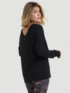 Marie-William porte la taille S | Marie-William is wearing size S