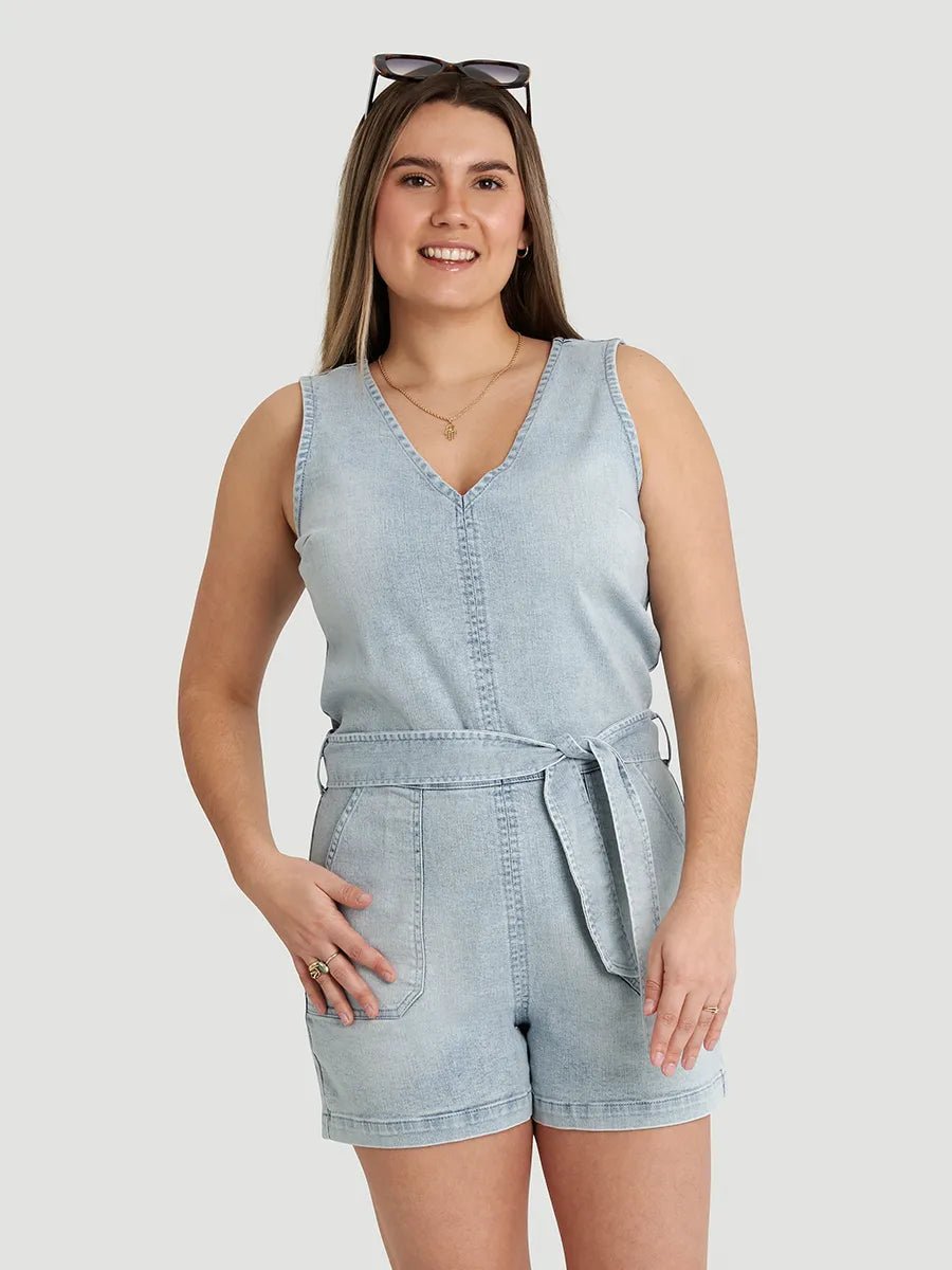 Leanne porte la taille S | Leanne is wearing size S