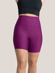 Marie-William porte la taille S | Marie-William is wearing size S