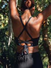 Haut de maillot avec fronces et dos croisé ajustable Muse - Noir