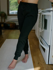 La mannequin porte la taille S | The model is wearing size S