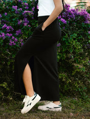 Le modèle porte la taille S | The model is wearing size S