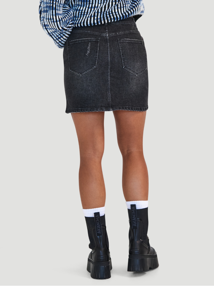 la-jupe-jean-lea-noir-delave-4.png
