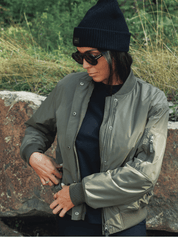 La modèle porte la taille S | The model is wearing size S