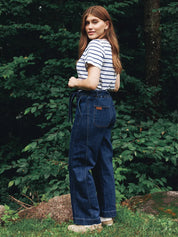 Marie-William porte la taille S | Marie-William is wearing size S