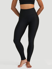 Camille porte la taille S | Camille is wearing size S