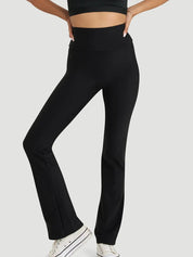 Audrey porte la taille XXS | Audrey is wearing size XXS