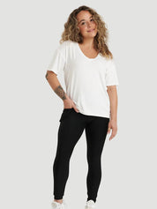 Alexia porte la taille S | Alexia is wearing size S