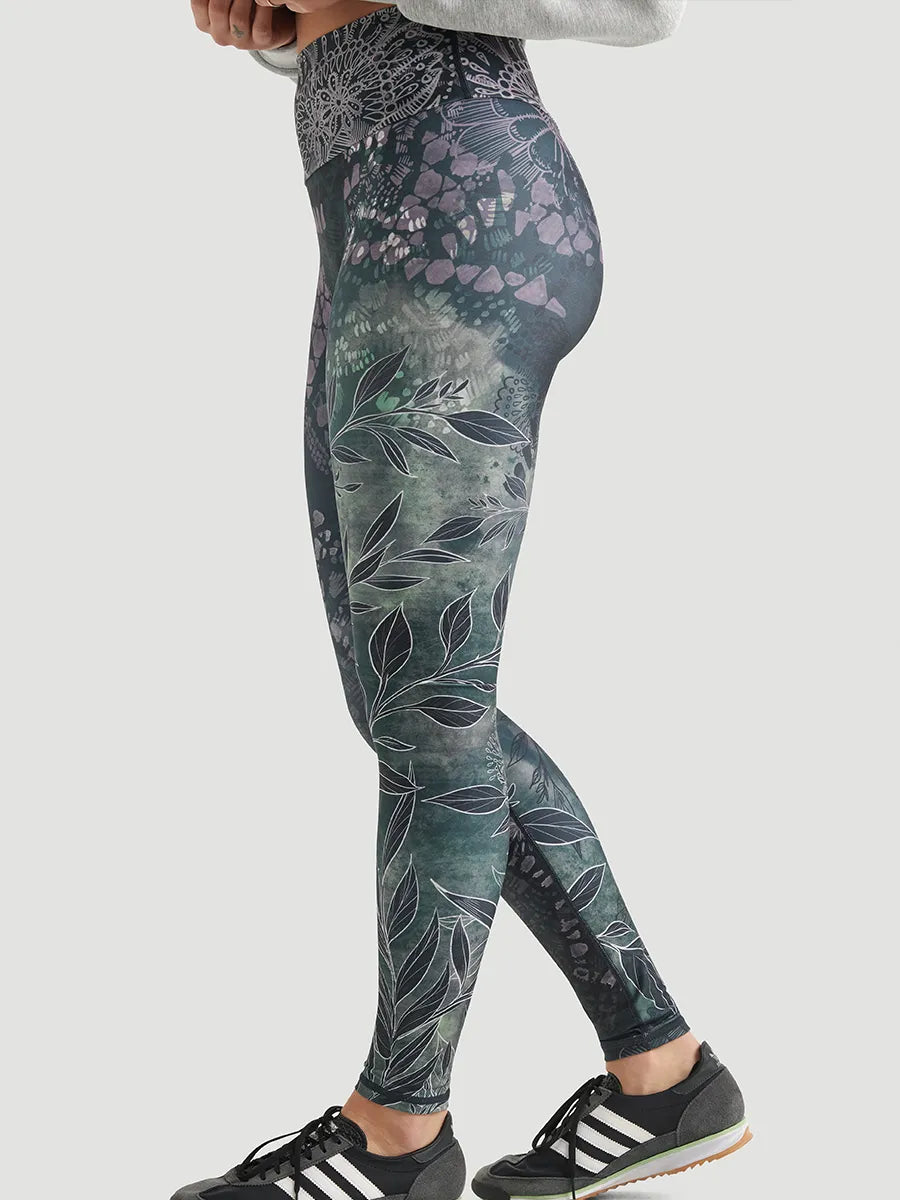 Maude porte la taille S | Maude is wearing size S