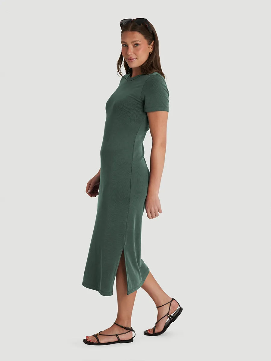 Lovely Maxi V-Neck Short-Sleeved Dress - Soft Pine