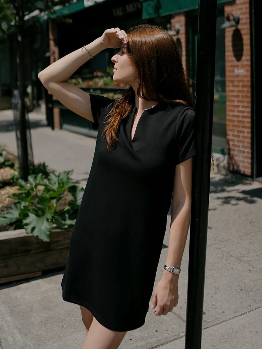 Robe t-shirt habillée col fendu - Noir