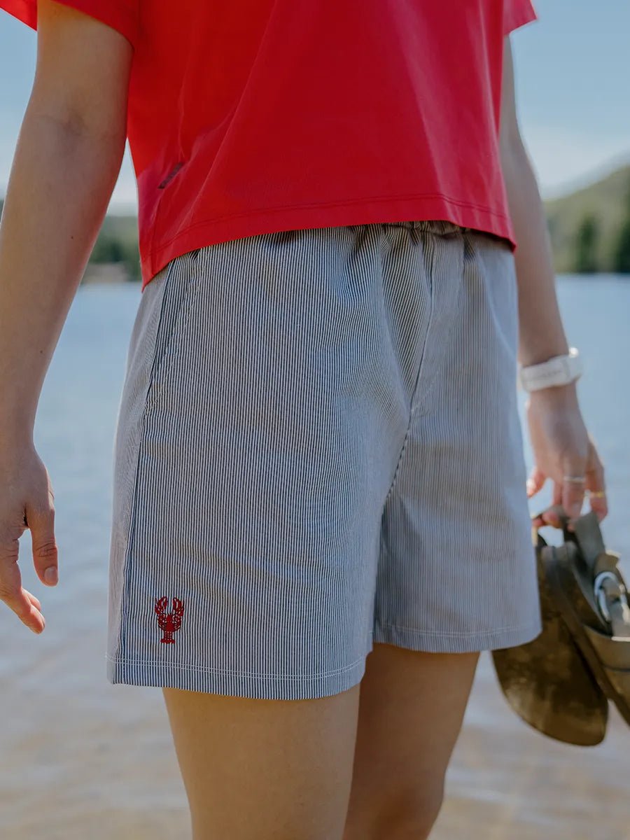 Le modèle porte la taille S | The model is wearing size S