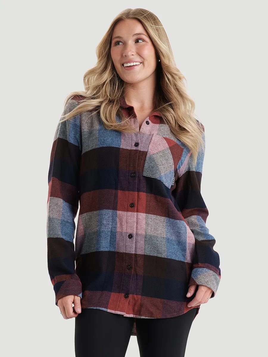 Virginie porte la taille S | Virginie is wearing size S