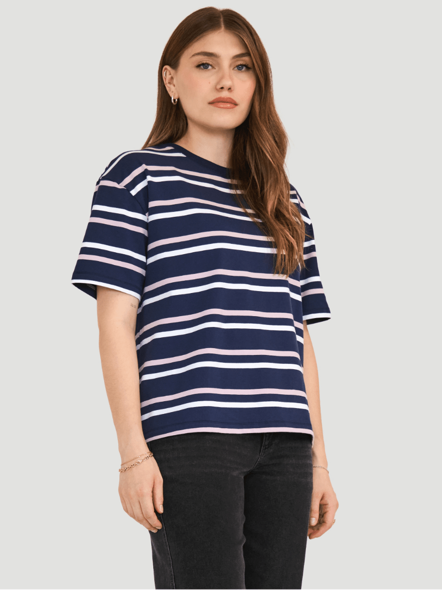 Marie-William porte la taille S | Marie-William is wearing size S