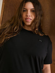 Evelyn porte la taille 1X | Evelyn is wearing size 1X