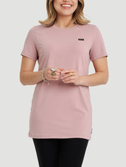 Marie-William porte la taille S | Marie-William is wearing size S