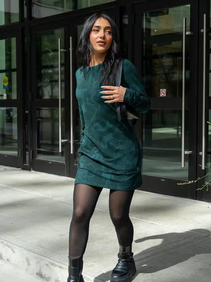 La modèle porte la taille S | The model is wearing size S