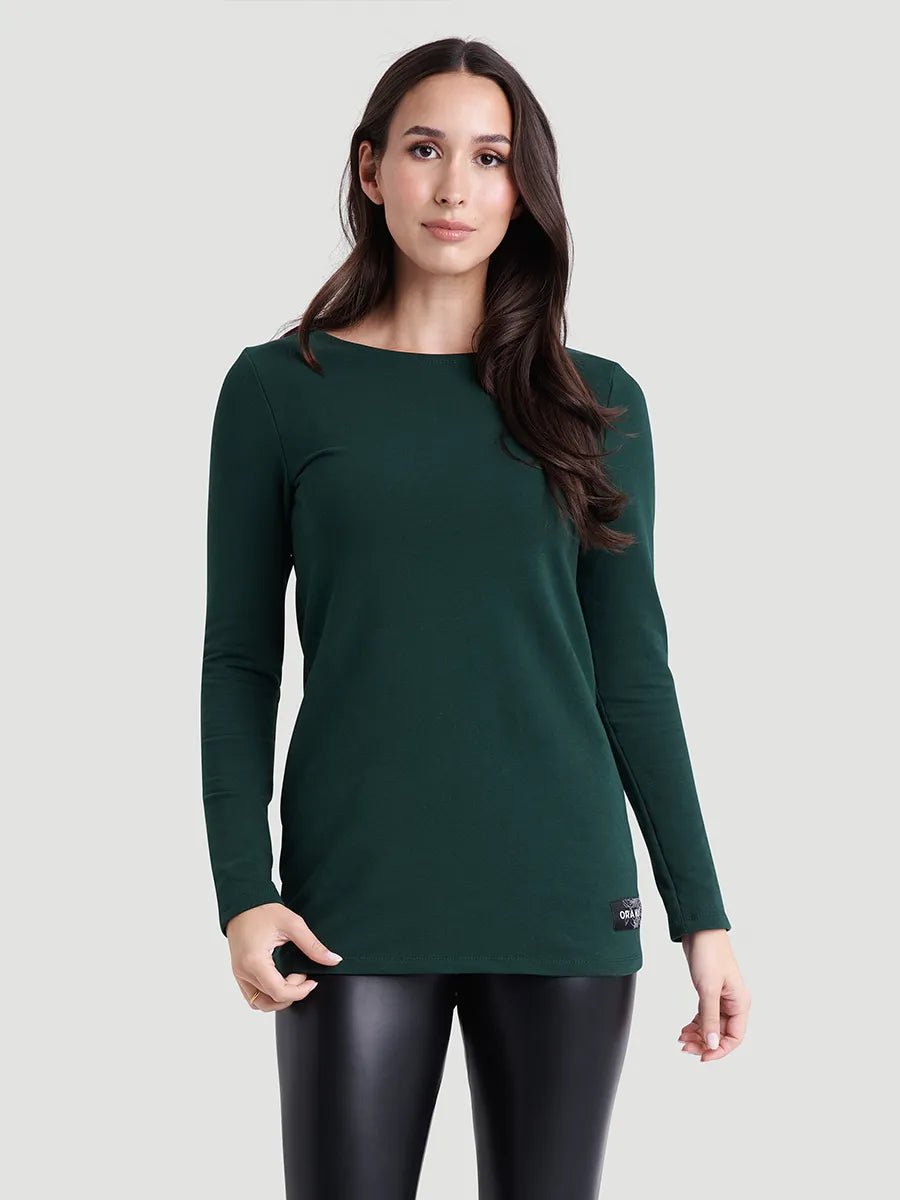 Le modèle porte la taille S | The model is wearing size S