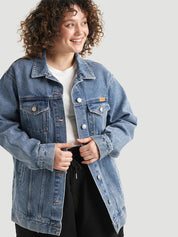 Félixe porte la taille L | Félixe is wearing size L