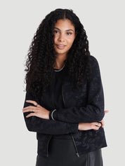 Amy porte la taille S | Amy is wearing size S